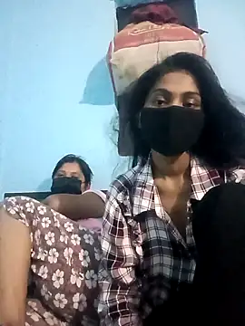 Snapshot of Rashmi-Kavya chatting on September 27, 8:47 pm Rashmi-Kavya online show from September 27, 8:47 pm