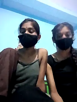 Snapshot of Rashmi-Kavya chatting on October 1, 5:41 pm Rashmi-Kavya online show from October 1, 5:41 pm