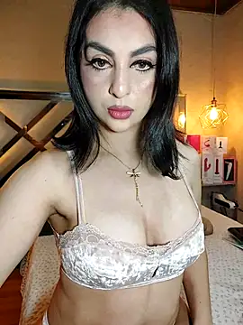 Snapshot of LlianneDiamond1 chatting on November 30, 12:58 am LlianneDiamond1 online show from November 30, 12:58 am