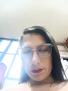 Mia-love-03 online show from October 27, 8:57 pm