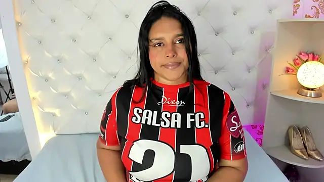 Snapshot of afrodita-Stone chatting on November 6, 3:07 am afrodita-Stone online show from November 6, 3:07 am