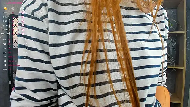 Snapshot of ElenoreReth chatting on October 29, 1:19 am ElenoreReth online show from October 29, 1:19 am