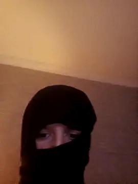 Snapshot of Moranguinha2234 chatting on September 23, 1:19 am Moranguinha2234 online show from September 23, 1:19 am