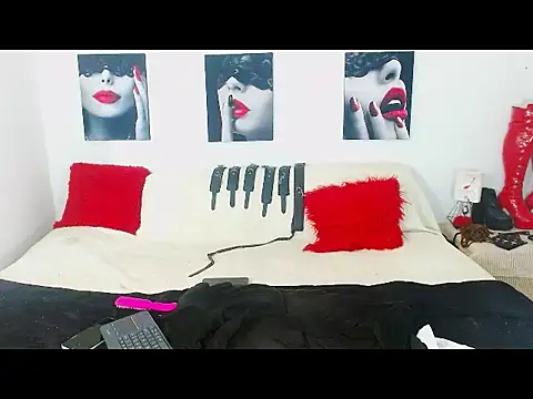 mylygrey online show from May 22, 5:40 pm