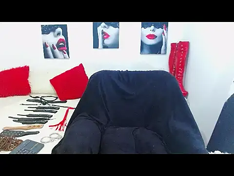 mylygrey online show from June 13, 3:43 pm