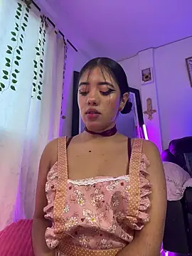 Isis Valen online show from March 4, 8:48 pm