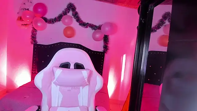 Snapshot of kitty__chs chatting on January 9, 11:57 am kitty chs online show from January 9, 11:57 am