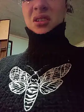 Snapshot of kitty__chs chatting on February 19, 2:35 pm kitty chs online show from February 19, 2:35 pm