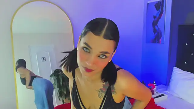 Snapshot of Kataaleya__12 chatting on February 26, 4:33 am Kataaleya 12 online show from February 26, 4:33 am