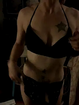 Snapshot of blondebarbiebae chatting on October 21, 12:55 am blondebarbiebae online show from October 21, 12:55 am