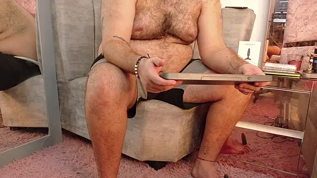 big bearr online show from November 23, 3:34 pm