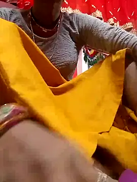 Snapshot of Cuty_kinjal chatting on June 19, 10:57 pm Cuty kinjal online show from June 19, 10:57 pm