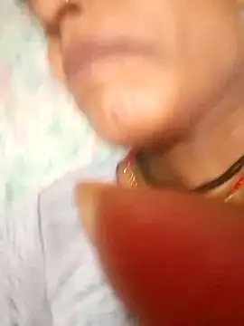 Snapshot of Cuty_kinjal chatting on June 29, 5:35 am Cuty kinjal online show from June 29, 5:35 am