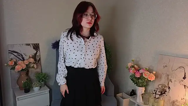 NyamNyamNyammm online show from September 24, 2:31 pm