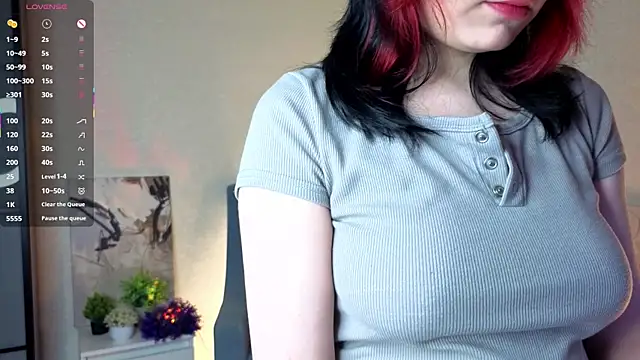 NyamNyamNyammm online show from October 25, 1:29 pm