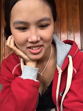 Snapshot of Mai_lovely chatting on October 31, 4:24 am Mai lovely online show from October 31, 4:24 am