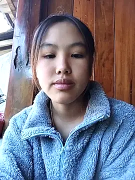 Snapshot of Mai_lovely chatting on November 29, 7:44 am Mai lovely online show from November 29, 7:44 am