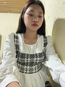 Mayy1 online show from May 1, 2:05 am