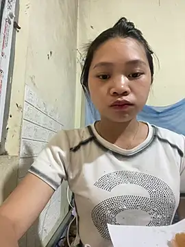 Mayy1 online show from June 25, 2:11 am
