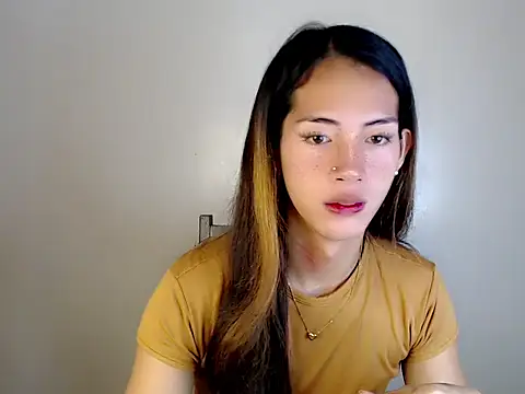 Snapshot of ashley_bombshell chatting on October 24, 8:27 pm ashley bombshell online show from October 24, 8:27 pm