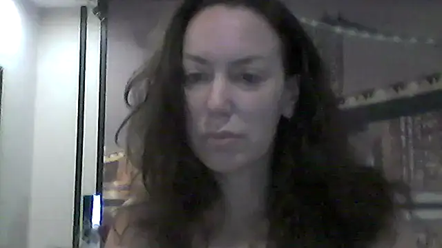 Snapshot of Selirine chatting on October 8, 3:48 am Selirine online show from October 8, 3:48 am