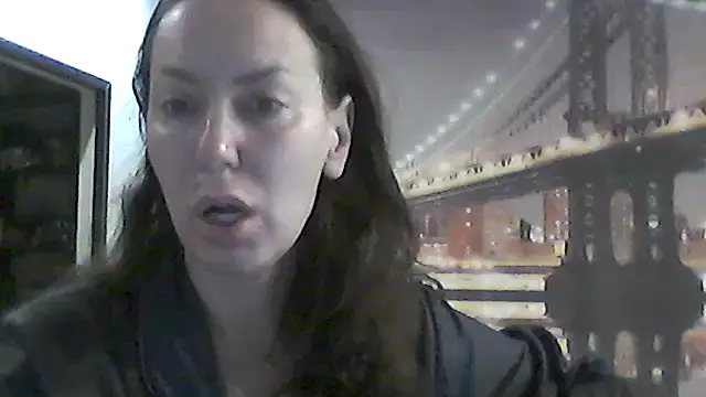 Snapshot of Selirine chatting on October 10, 3:38 am Selirine online show from October 10, 3:38 am
