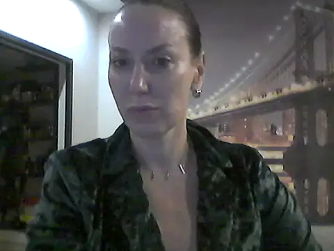 Snapshot of Selirine chatting on October 13, 11:32 am Selirine online show from October 13, 11:32 am