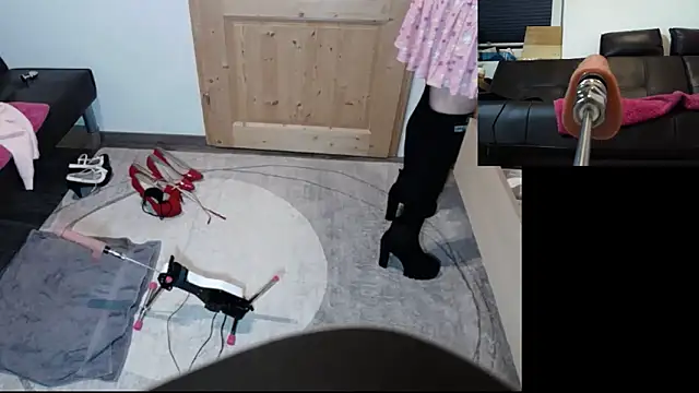 Snapshot of SexyCindyCD chatting on October 13, 6:19 pm SexyCindyCD online show from October 13, 6:19 pm