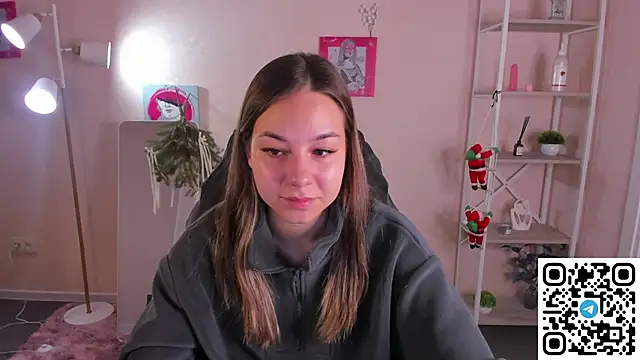 Al1ice Moures online show from January 10, 1:18 am