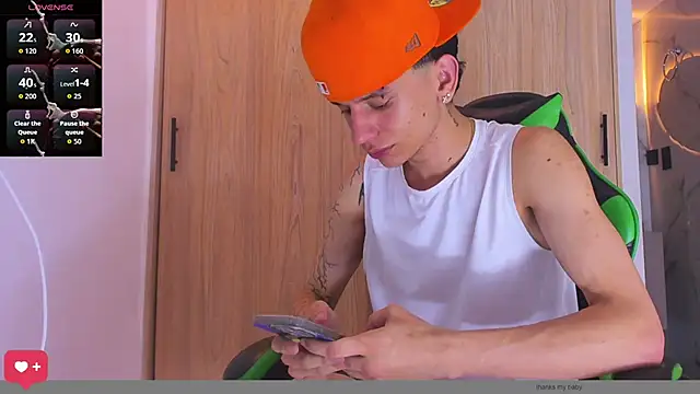 Skinny batman online show from September 25, 8:07 am