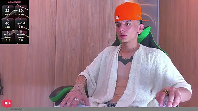 Skinny batman online show from October 3, 10:45 am