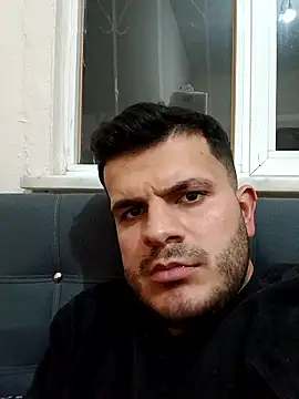 kadiirsekercii online show from December 19, 12:28 am