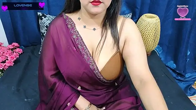 Snapshot of Sanvi-Queen chatting on February 12, 6:25 pm Sanvi-Queen online show from February 12, 6:25 pm