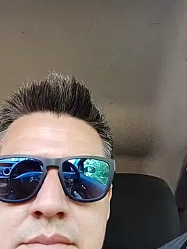Snapshot of EspartanoX34 chatting on October 1, 9:26 am EspartanoX34 online show from October 1, 9:26 am