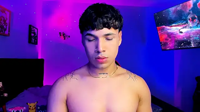 Adams Collins online show from December 3, 12:58 pm