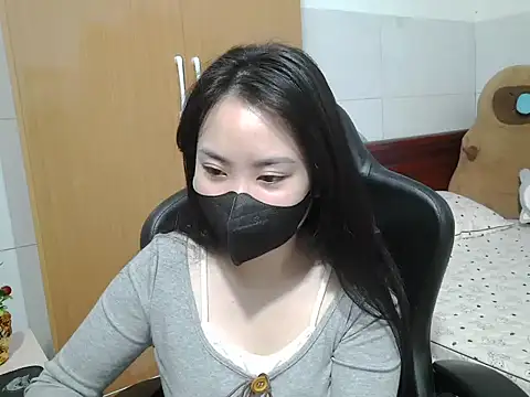 Lilybelle039 online show from November 28, 2:36 am