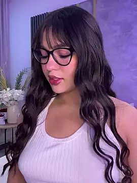 Samantha Hans online show from February 4, 9:09 pm