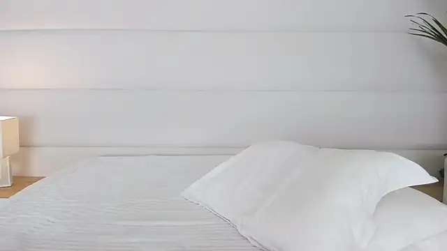 NoraAddams online show from March 5, 2:40 am