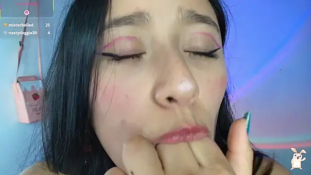 Snapshot of Hinata_21_ chatting on November 3, 9:05 pm Hinata 21 online show from November 3, 9:05 pm