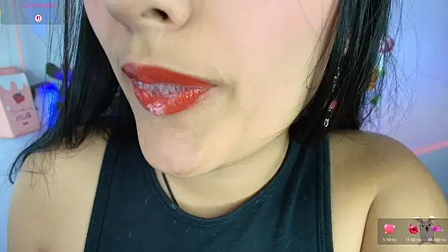 Snapshot of Hinata_21_ chatting on November 13, 8:52 pm Hinata 21 online show from November 13, 8:52 pm