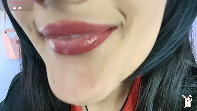 Snapshot of Hinata_21_ chatting on November 18, 8:46 pm Hinata 21 online show from November 18, 8:46 pm