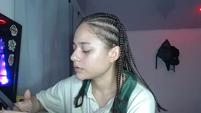 LittleCheerry69 online show from November 28, 3:47 pm