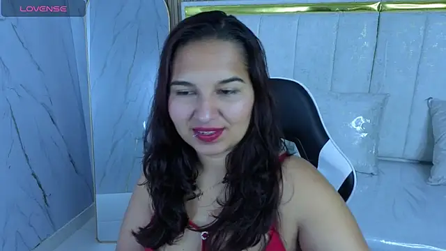 Saraah Tx online show from October 18, 3:09 am