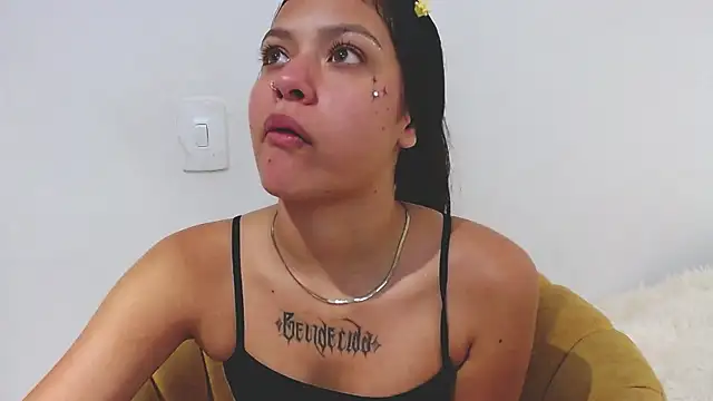 Atenea nyx online show from October 21, 3:40 am
