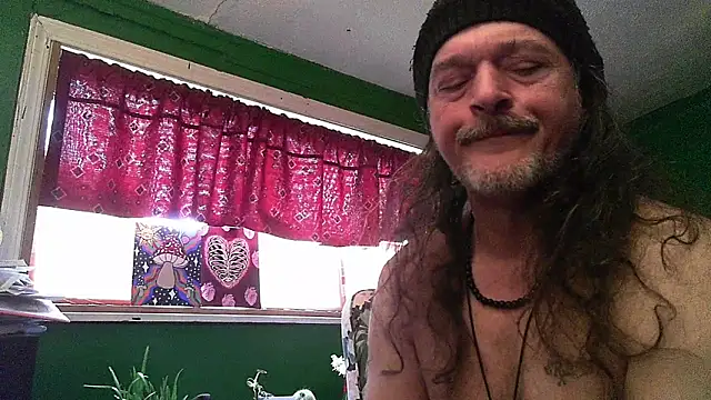 HippieDad333 online show from May 1, 10:36 pm