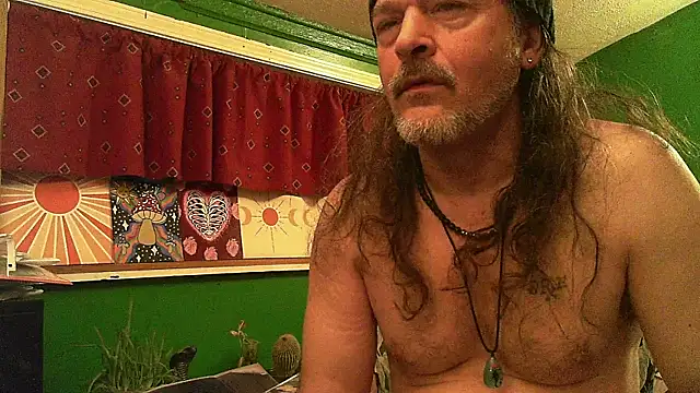 HippieDad333 online show from May 6, 9:03 am