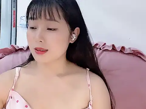 Lie liee online show from June 26, 2:10 pm