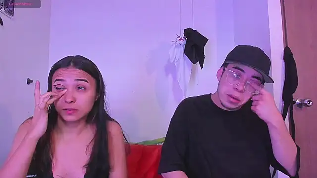 Snapshot of Dirty_Pleasure69 chatting on November 7, 8:09 pm Dirty Pleasure69 online show from November 7, 8:09 pm