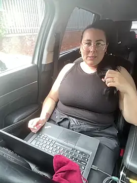 Snapshot of Ruby-Black chatting on June 19, 2:10 pm Ruby-Black online show from June 19, 2:10 pm