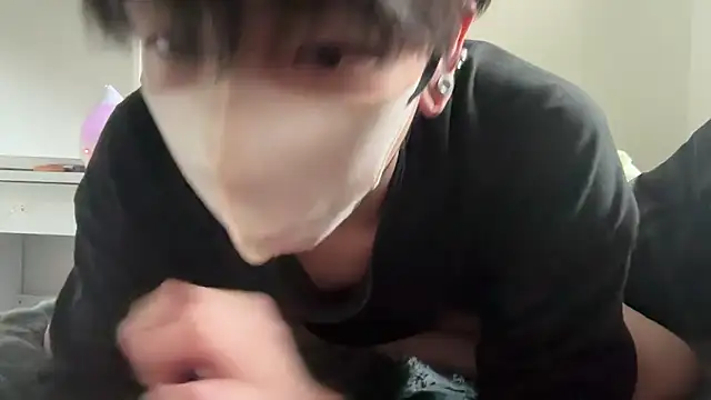 tora3220 online show from February 15, 5:26 am